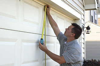 Fix A Garage Door in Lisgar